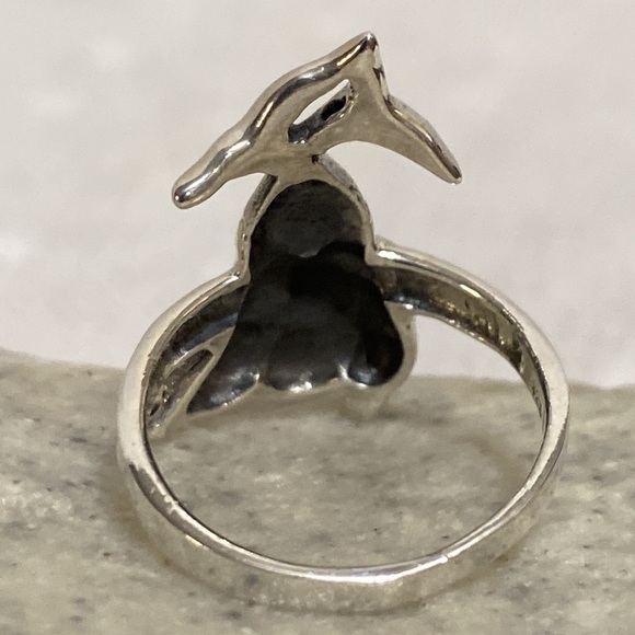 *SOLD*🆕Sterling Silver Dolphin Ring - Picture 5 of 11